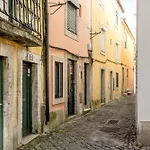 Alfama Tiny By Homing Apartament