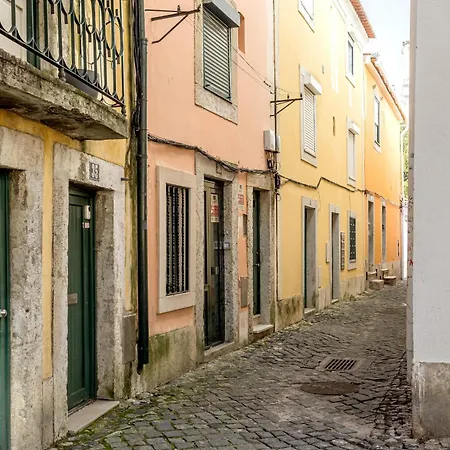 Alfama Tiny By Homing Apartment