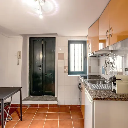 Alfama Tiny By Homing Appartamento